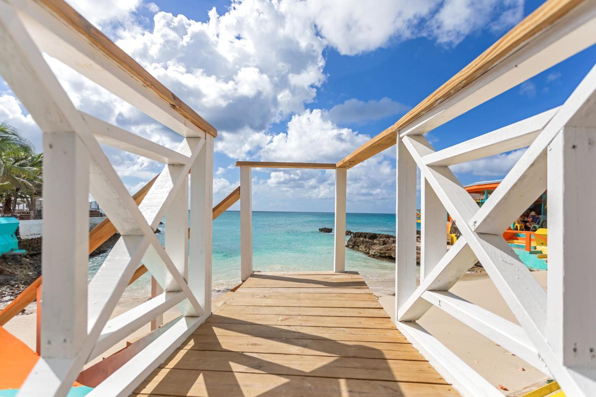 Maho Beach House - Grand Studio - Oceanview Suite Esterno foto